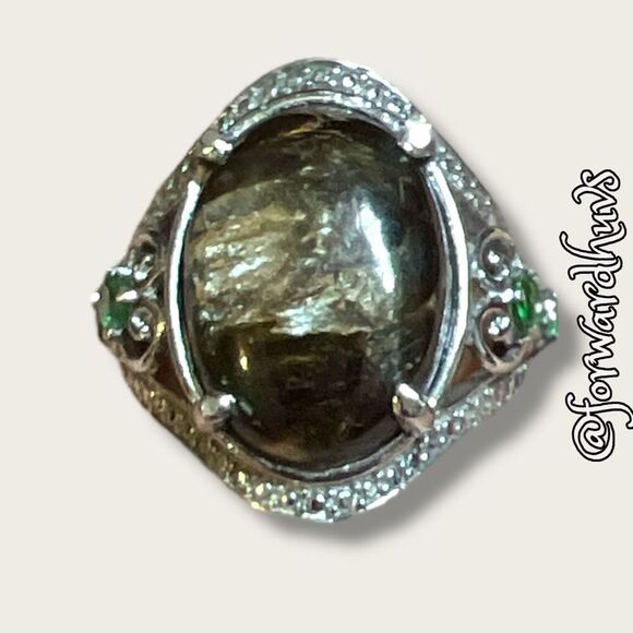 Seraphinite Fashion Ring with Emerald Size 7 - Picture 9 of 12
